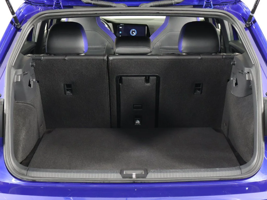 Used 2024 Lapiz Blue Metallic Volkswagen 2.0T image 23