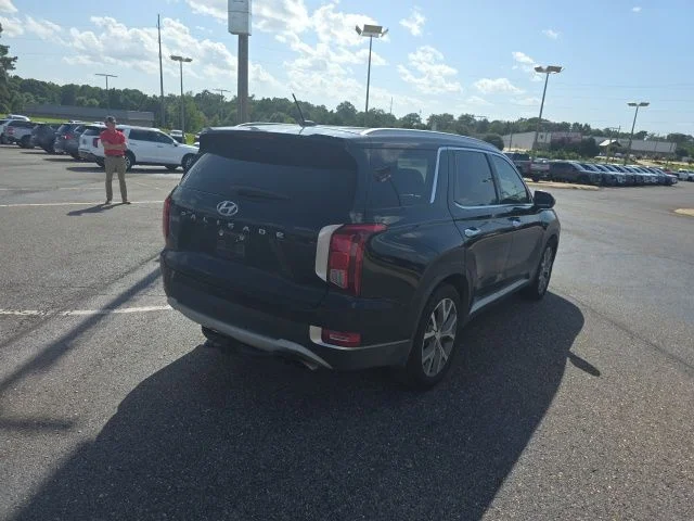 Used 2021 Black Hyundai SEL image 3