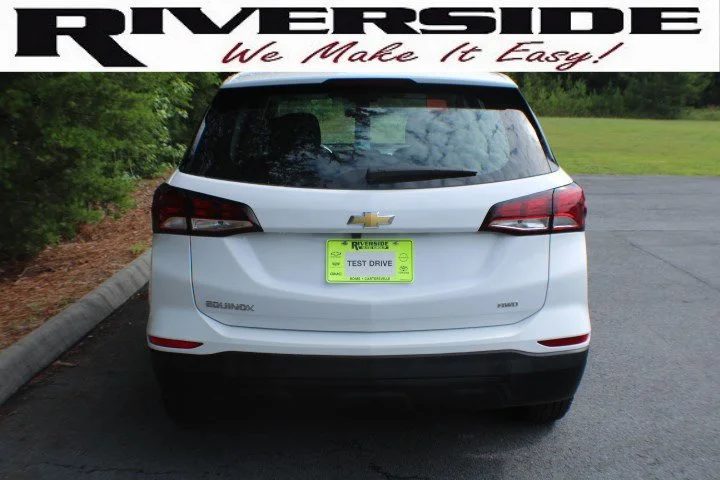 Used 2024 Summit White Chevrolet LS image 13