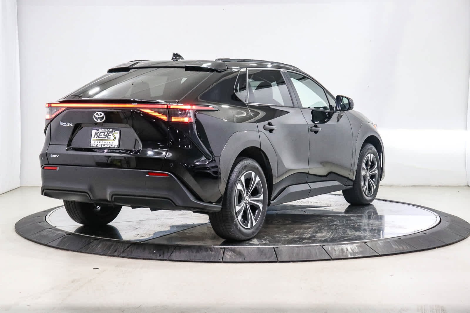 Used 2024 Black Toyota XLE image 4