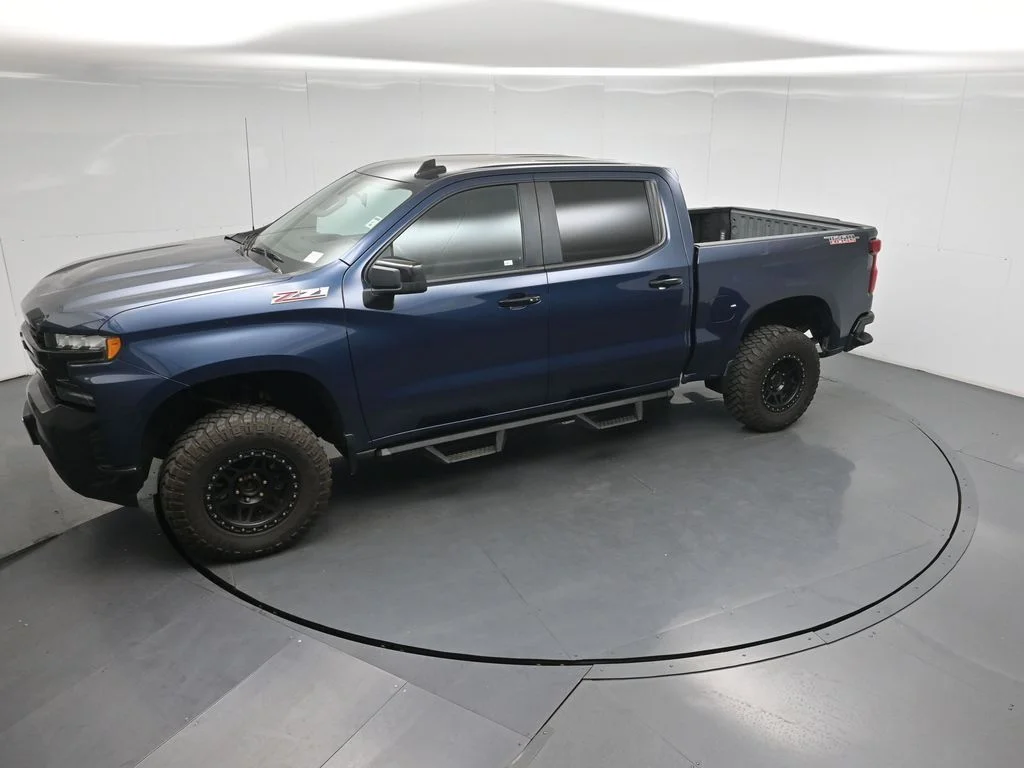 Used 2020 Blue Chevrolet LT Trail Boss image 44