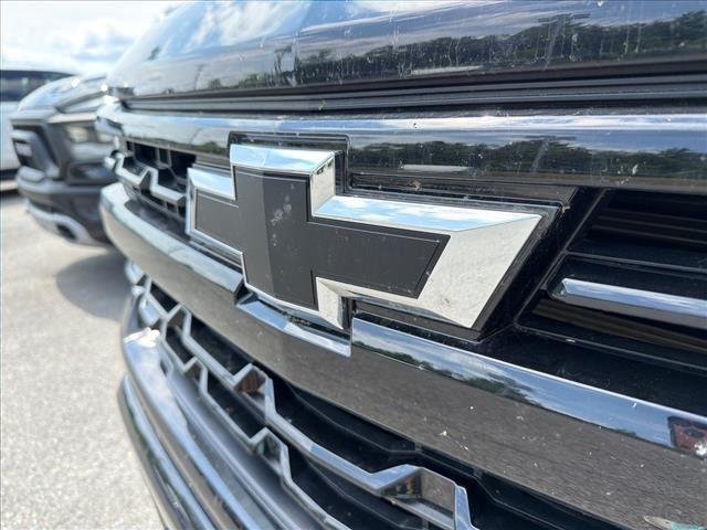 Used 2023 Black Chevrolet RST image 9