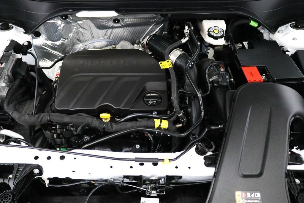 2025 Chevrolet Trax LS - Photo 32