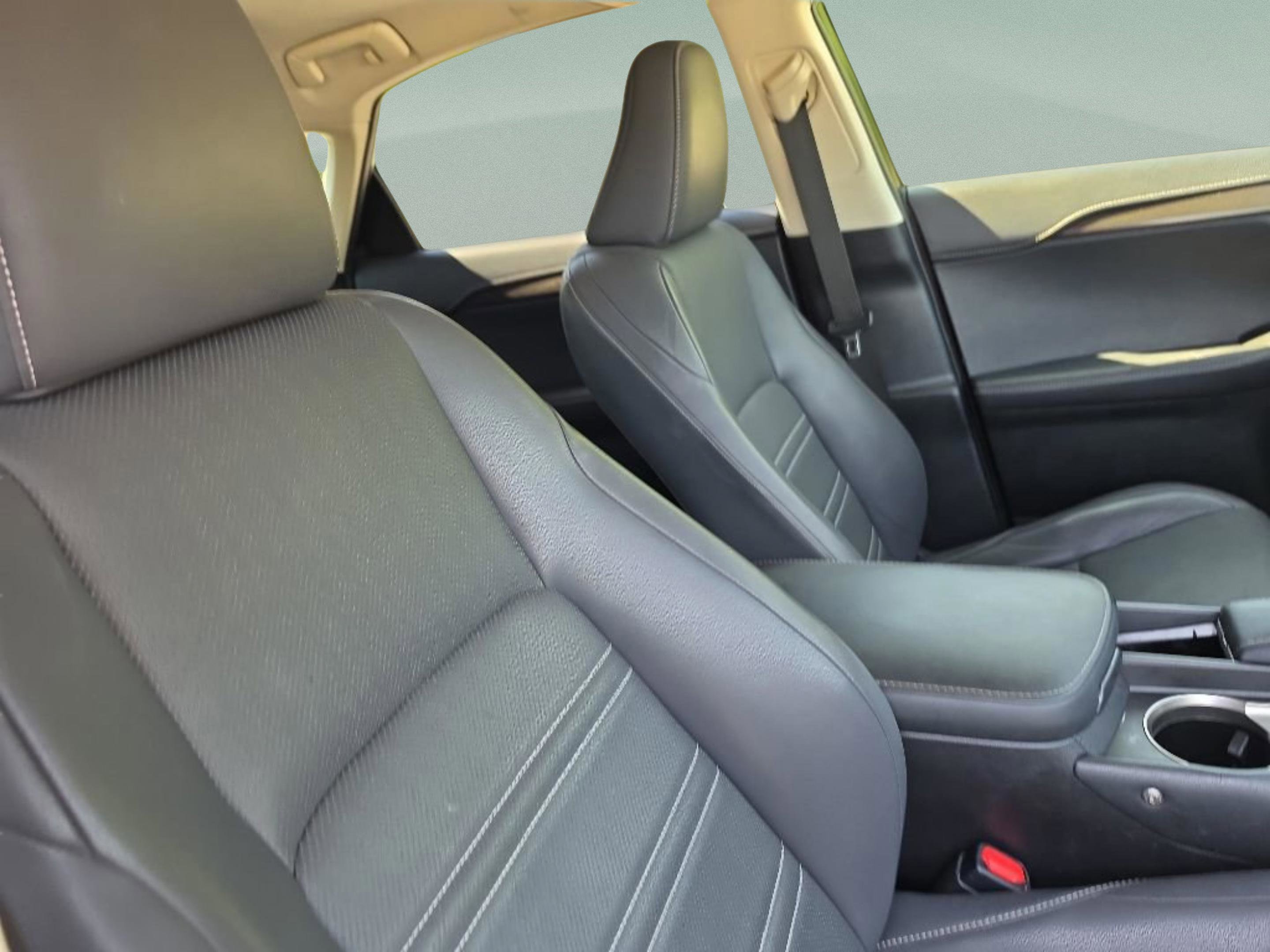 Used 2019 Silver Lexus 300 Base image 28