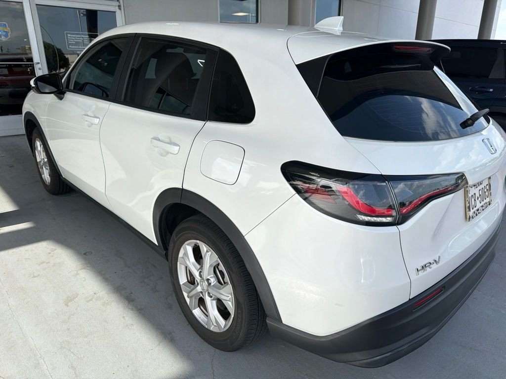 Certified Used 2024 Platinum White Pearl Honda LX image 6