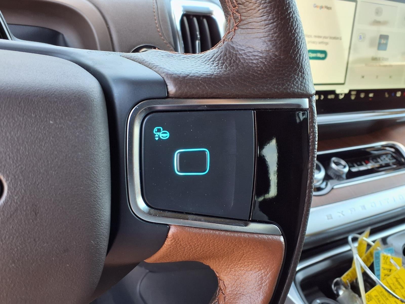 Used 2025 Gray Ford King Ranch image 31
