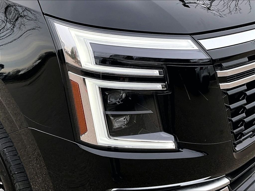 Certified Used 2025 Black Nissan SL image 31