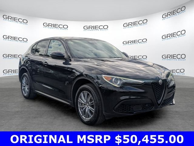 2023 Alfa Romeo Stelvio Sprint RWD's photo