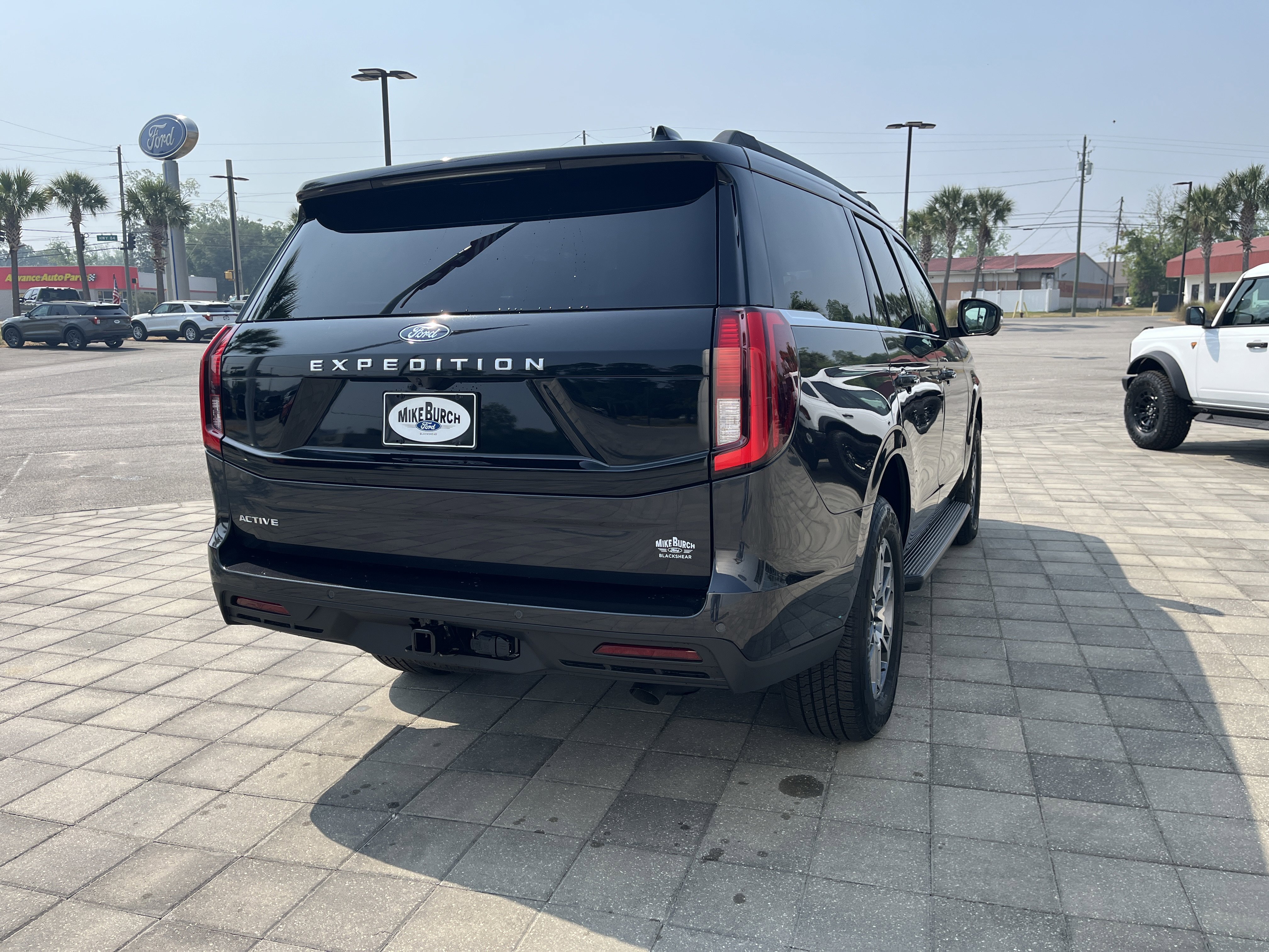New 2026 Dark Matter Gray Metallic Ford Active image 6