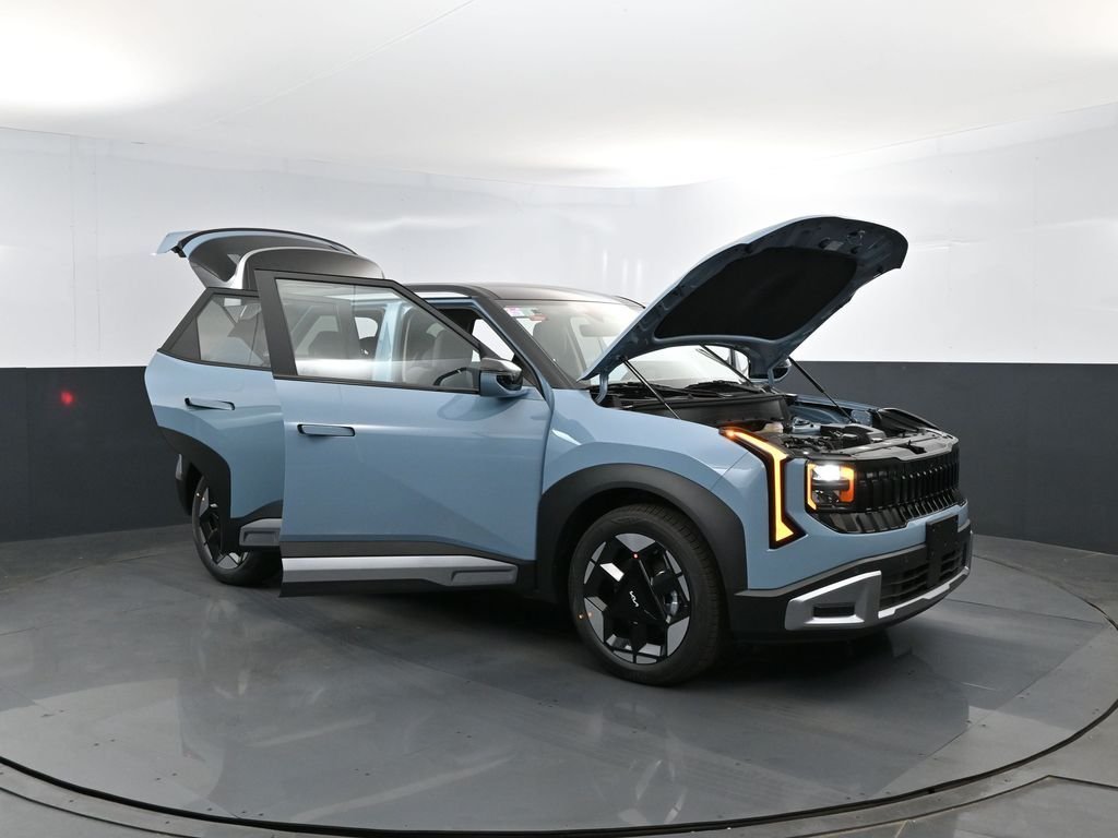 New 2027 Frost Blue / Black Roof Kia S image 27