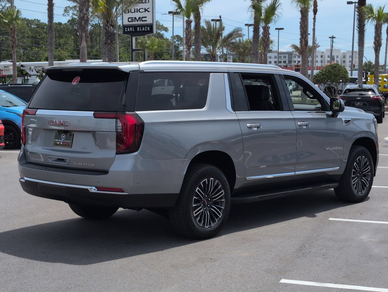New 2026 Sterling Metallic GMC Elevation image 8