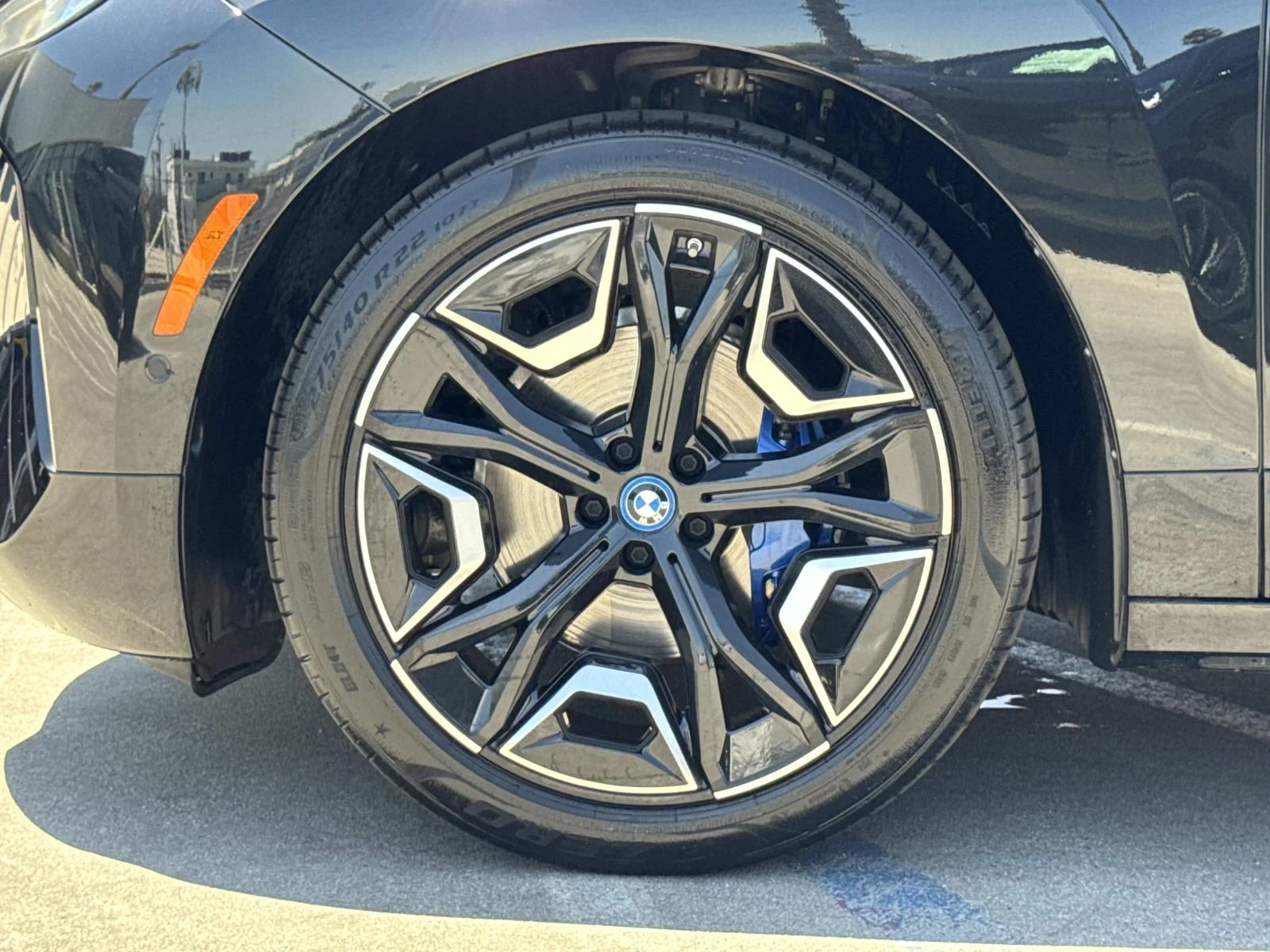 Used 2023 Black Sapphire Metallic BMW xDrive50 Sports Activity Vehicle image 6