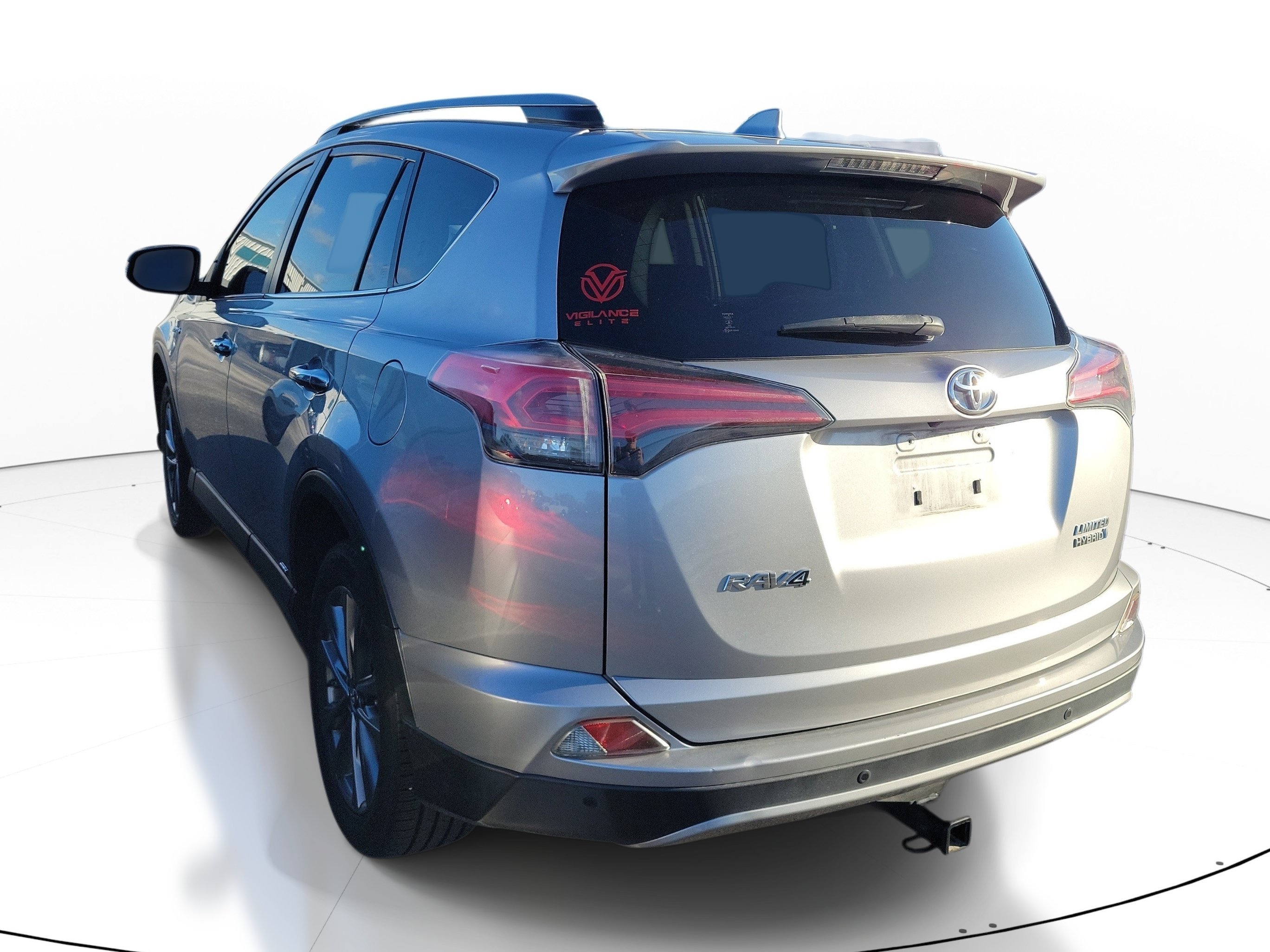 Used 2018 Silver Sky Metallic Toyota Limited image 6
