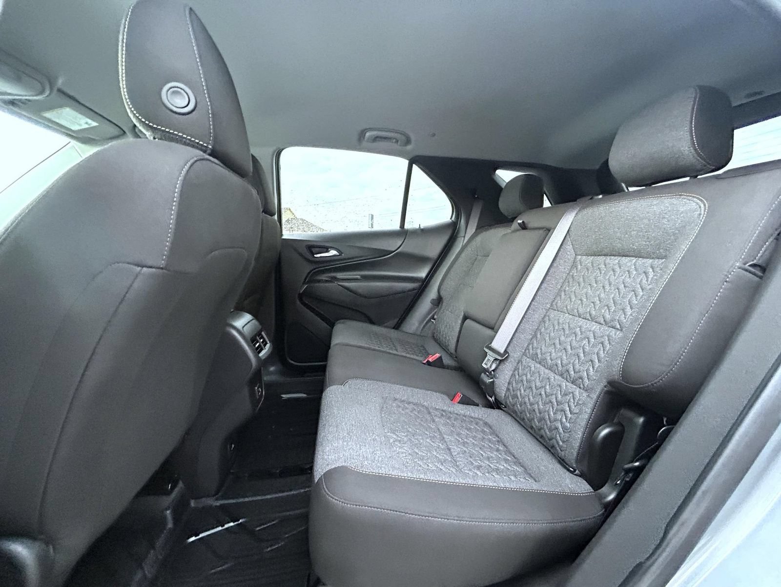 Used 2024 Sterling Gray Metallic Chevrolet LT image 21
