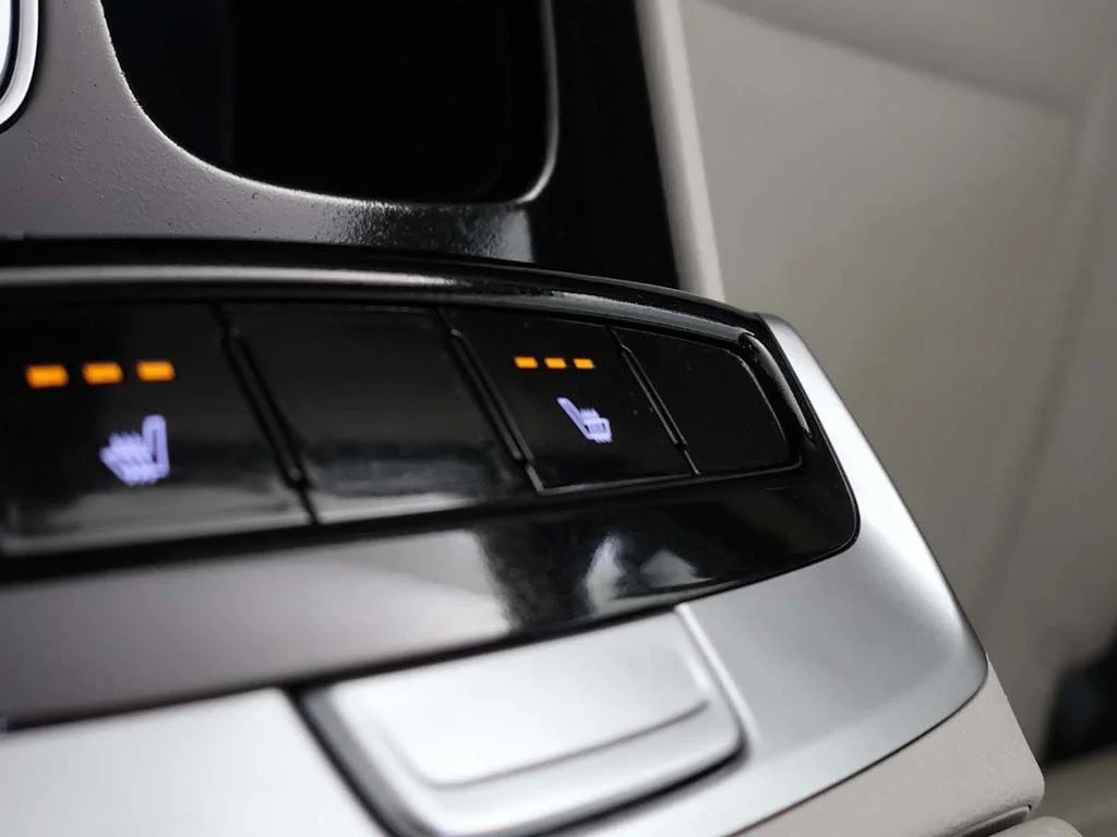 Used 2024 Gray Hyundai SEL image 50