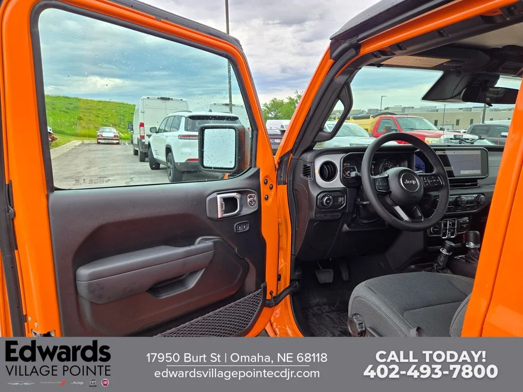 New 2026 Joose Exterior Paint Jeep Sport S image 10
