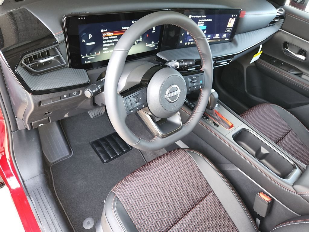 New 2026 Scarlet Ember Tintcoat Nissan SR image 7
