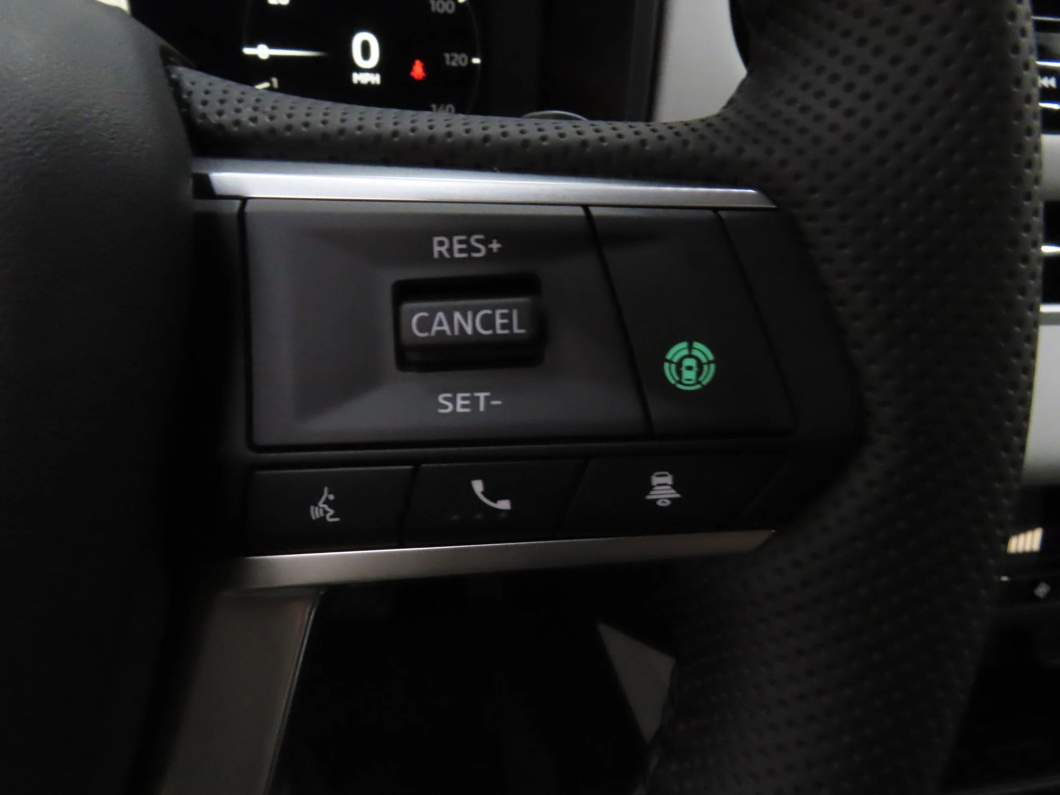 2025 Mitsubishi Outlander SE - Photo 14