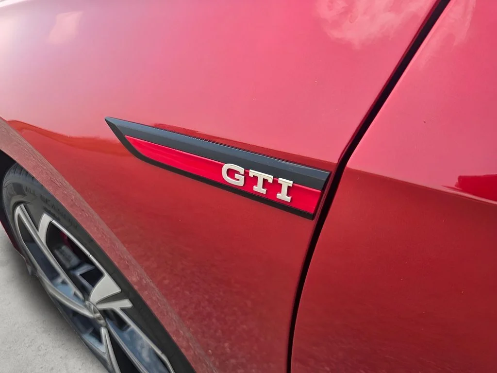 Used 2024 Kings Red Metallic Volkswagen SE image 36