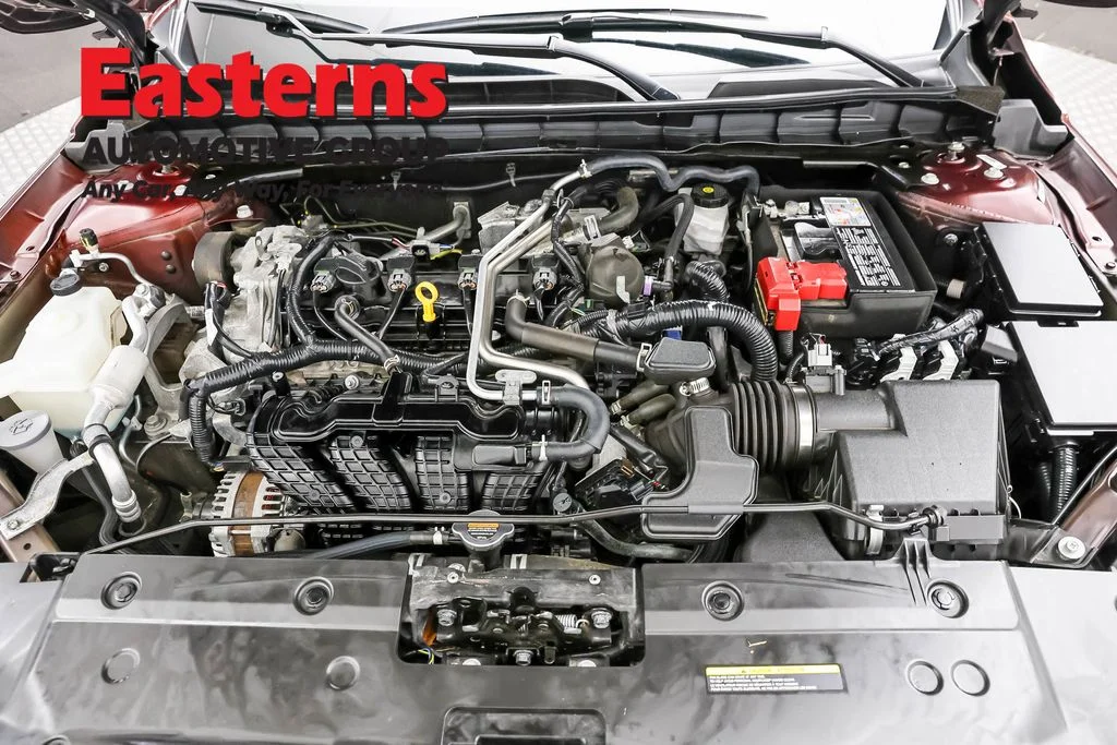Used 2025 Red Nissan 2.5 SV image 7