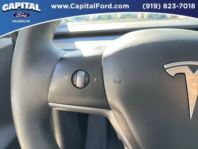 Used 2023  Tesla Performance image 23