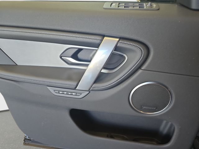 New 2026 Carpathian Grey Land Rover Landmark image 19