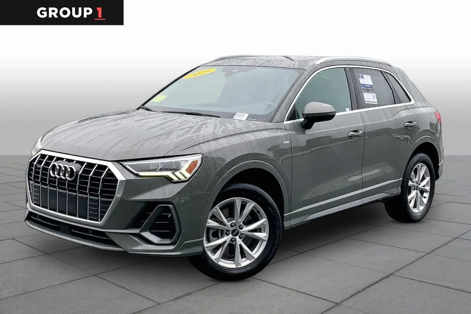 2025 Audi Q3 S line Premium