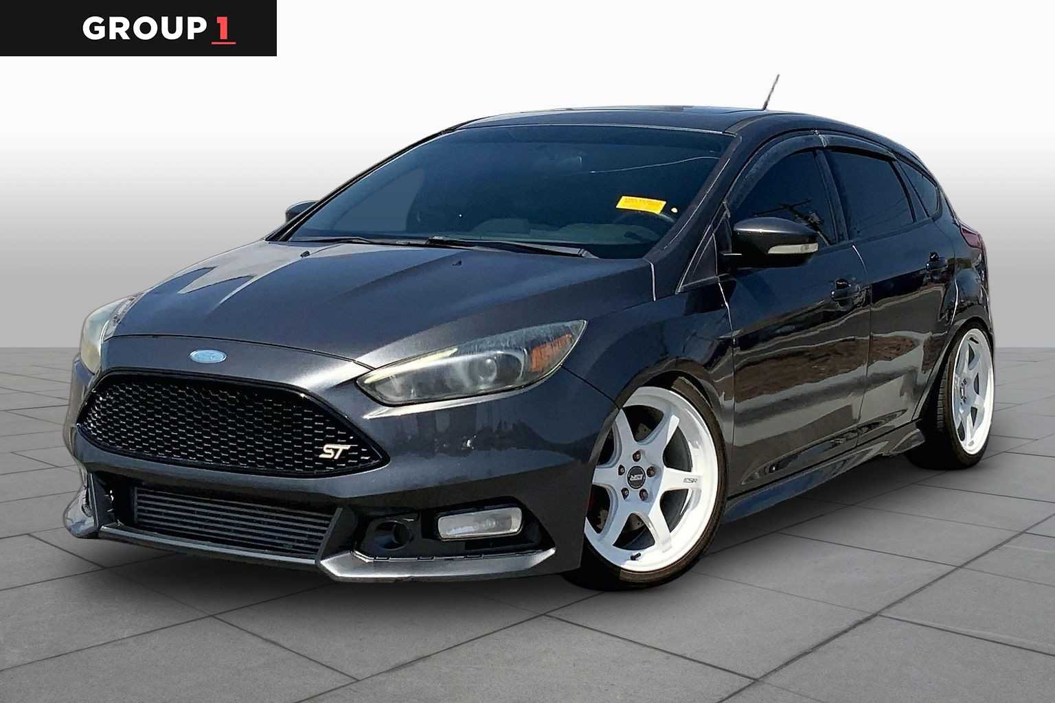 Pre-Owned 2015 Ford Focus ST