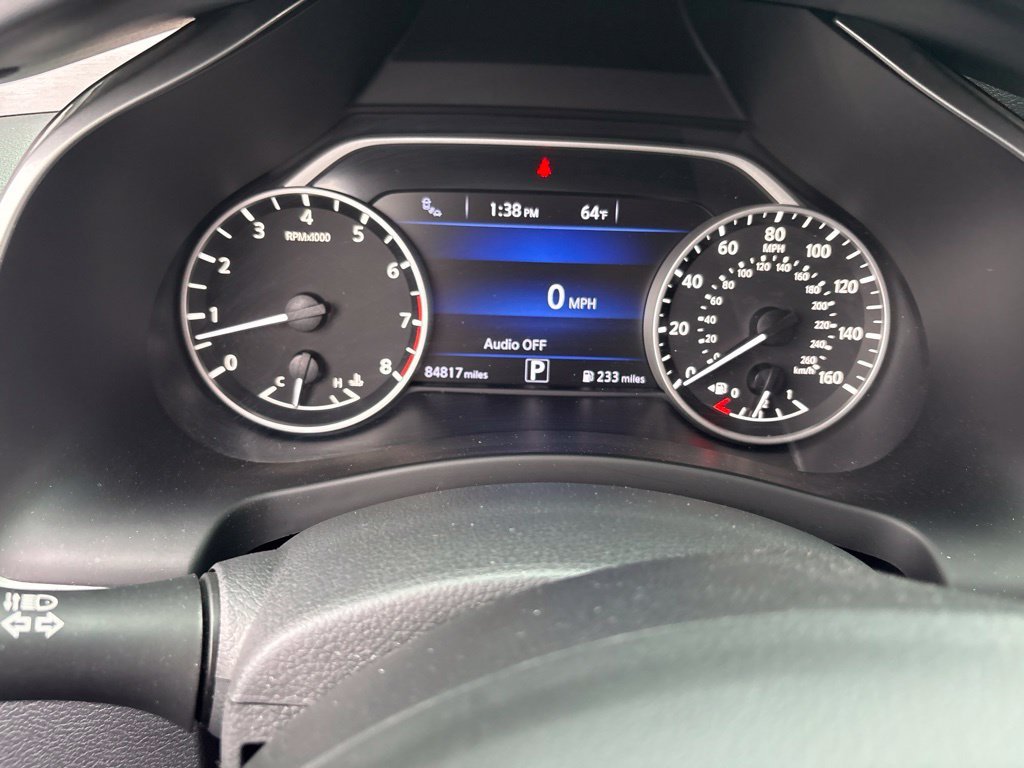 Used 2022 Black Nissan S image 19