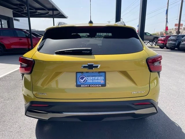 Used 2025 Yellow Chevrolet ACTIV image 6