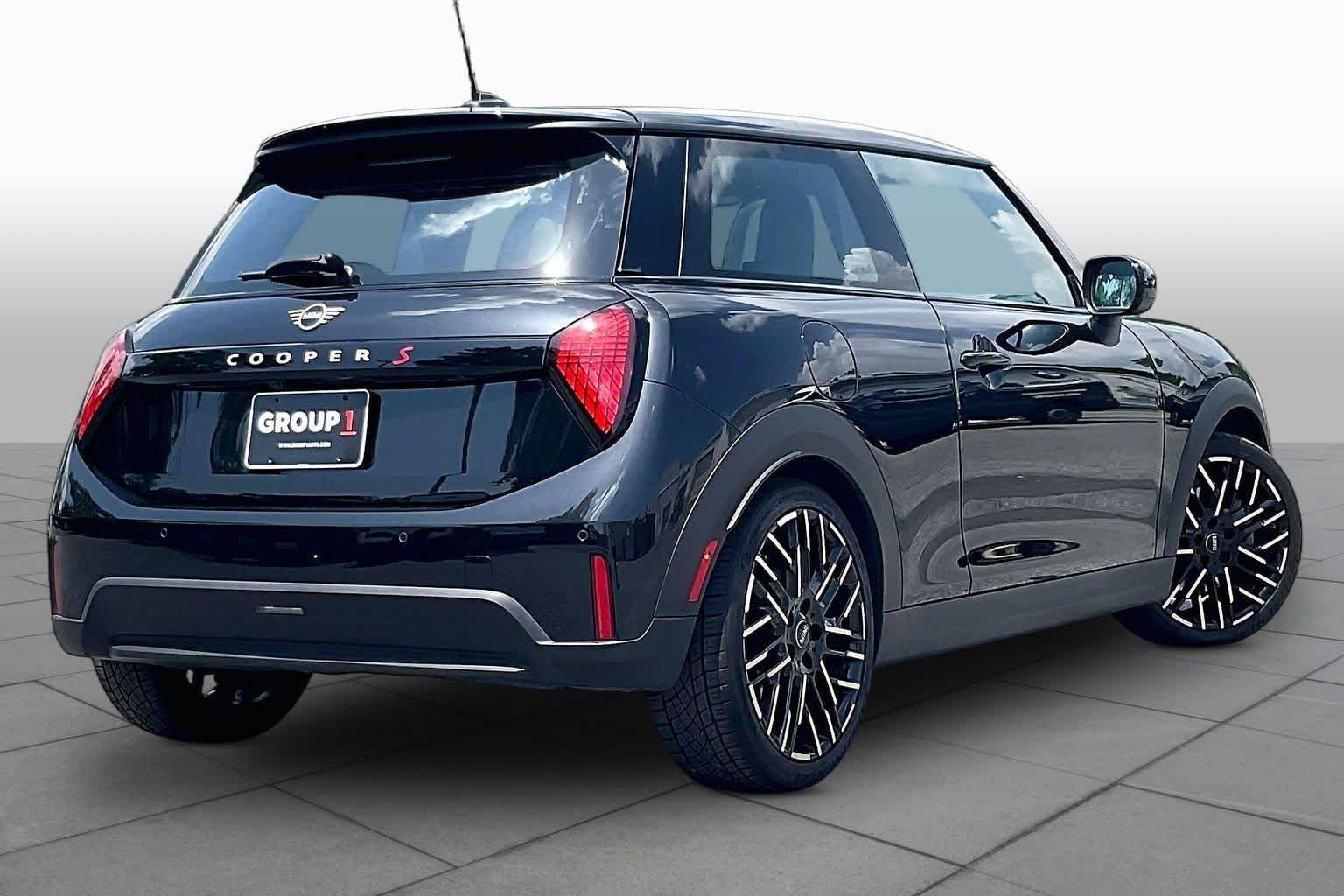 Used 2025 Midnight Black II MINI Cooper S image 11