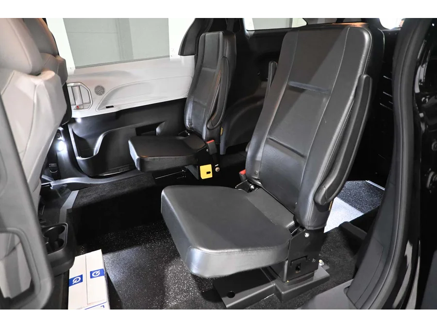New 2026 BLACK Toyota LE Mobility Handicap Van image 28