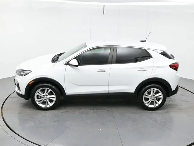 Used 2020 SUMMIT WHITE Buick Preferred image 34