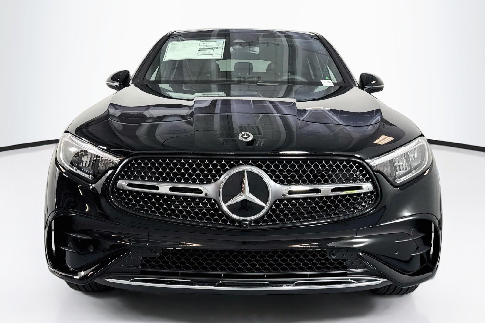 New 2027 Black Mercedes-Benz GLC 300 image 2