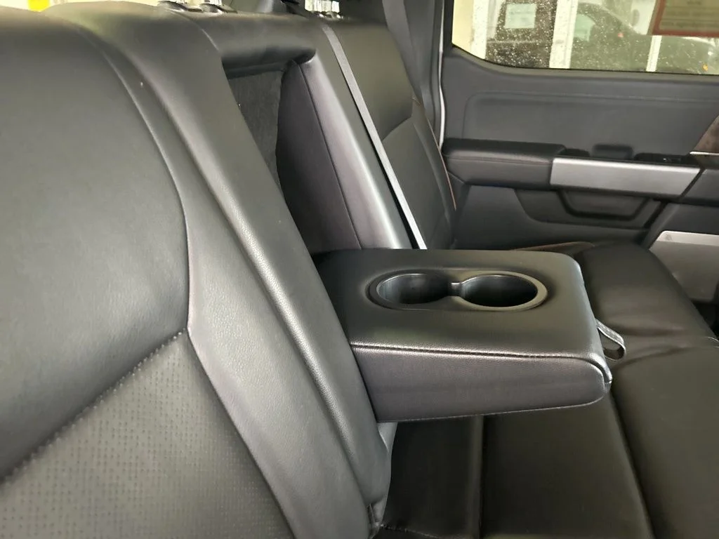 Used 2025 Gray Ford Lariat image 33