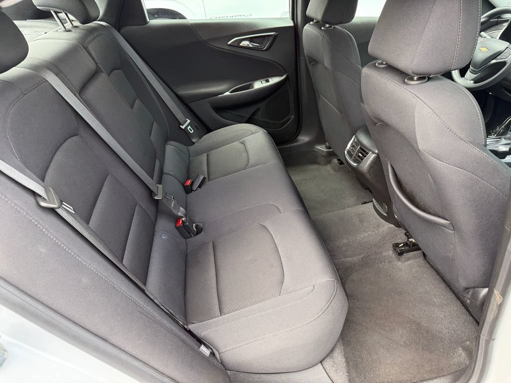 Used 2024 Summit White Chevrolet 1LT image 14