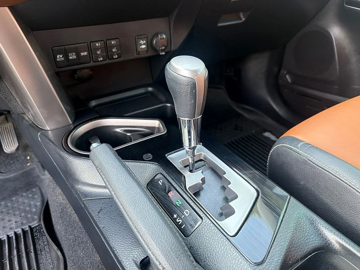Used 2016 Gray Toyota Limited image 20