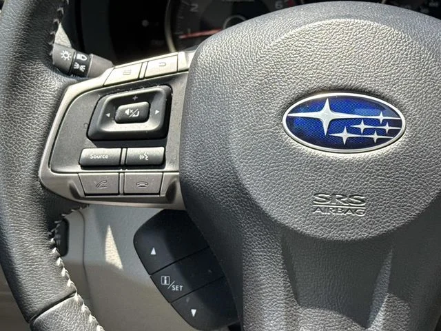 Used 2016 Blue Subaru 2.5i Limited image 22