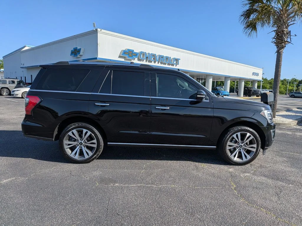 Used 2021 Black Ford Limited image 4