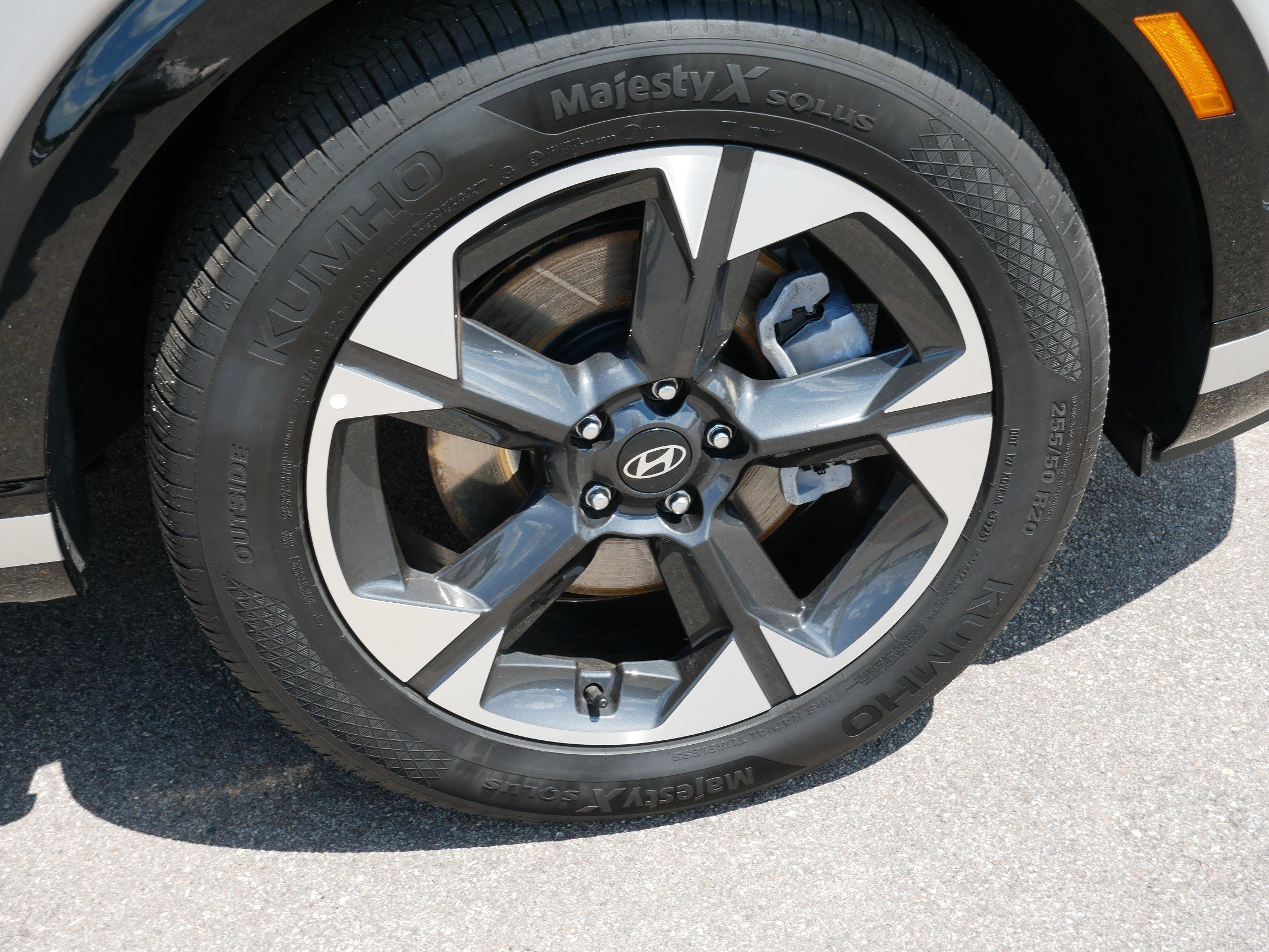 2026 Hyundai Palisade Limited - Photo 15