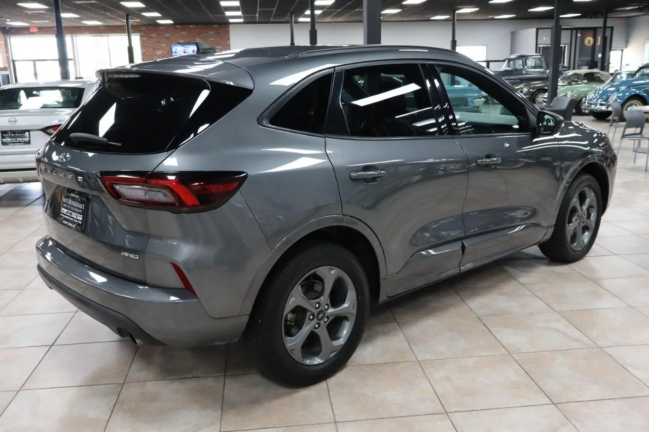Used 2024 Carbonized Gray Ford ST-Line image 6