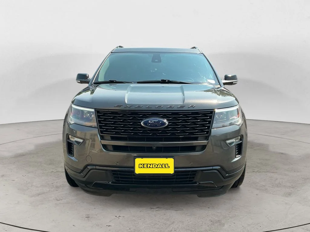 Used 2018 Gray Ford Sport image 2