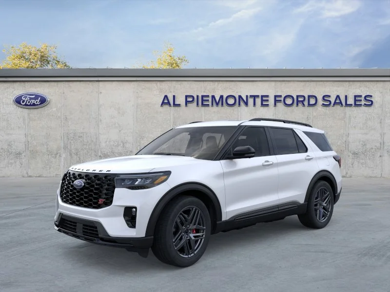 New 2026 Star White Metallic Tri-Coat Ford ST image 1