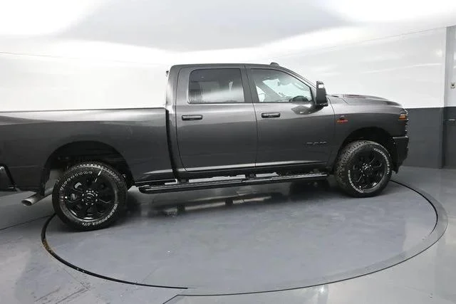 New 2026 Granite Crystal Metallic Clear-Coat Exterior Paint RAM LARAMIE image 11