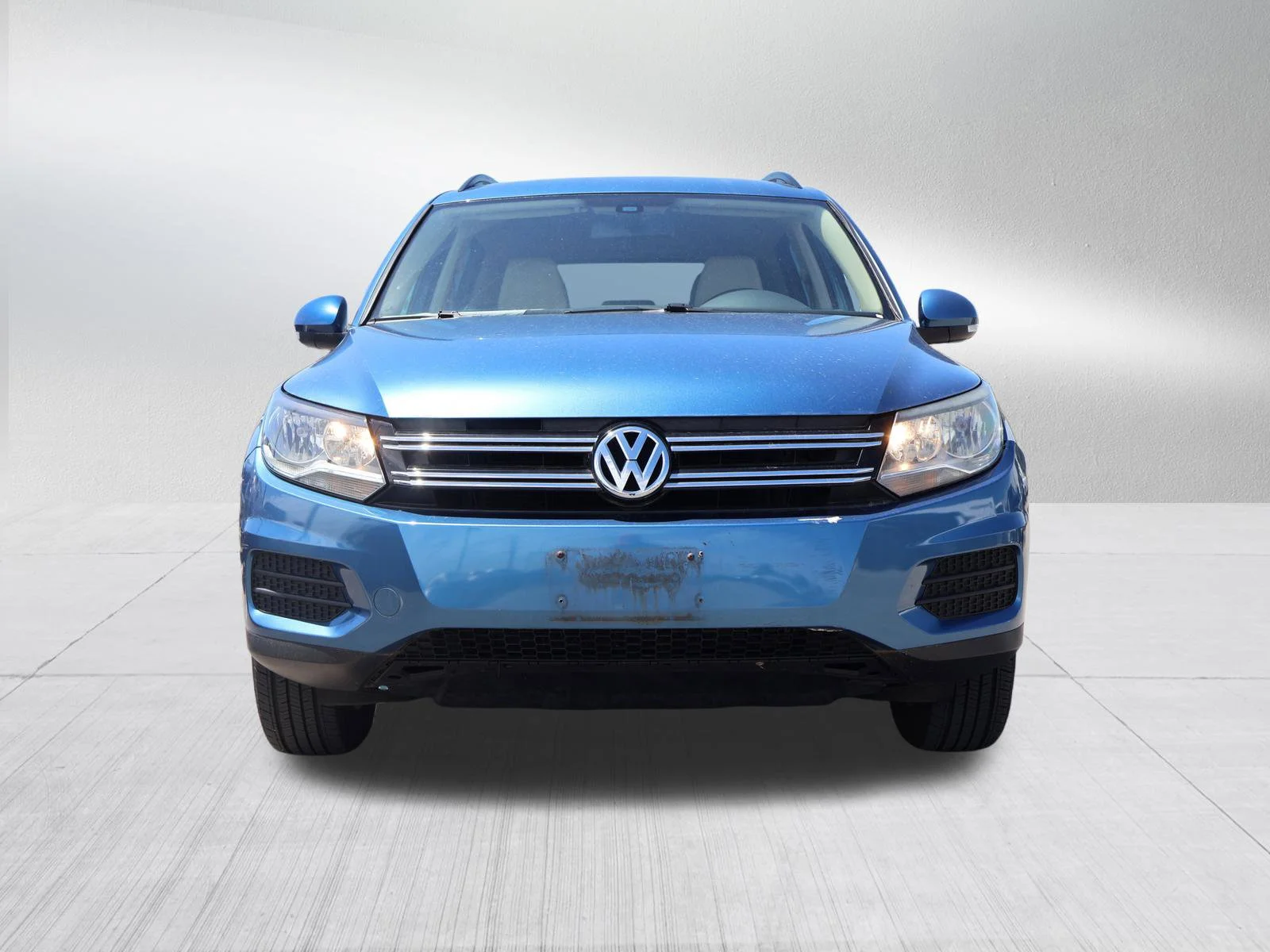 Used 2017 Volkswagen Tiguan S with VIN WVGAV7AX5HW503389 for sale in Kansas City
