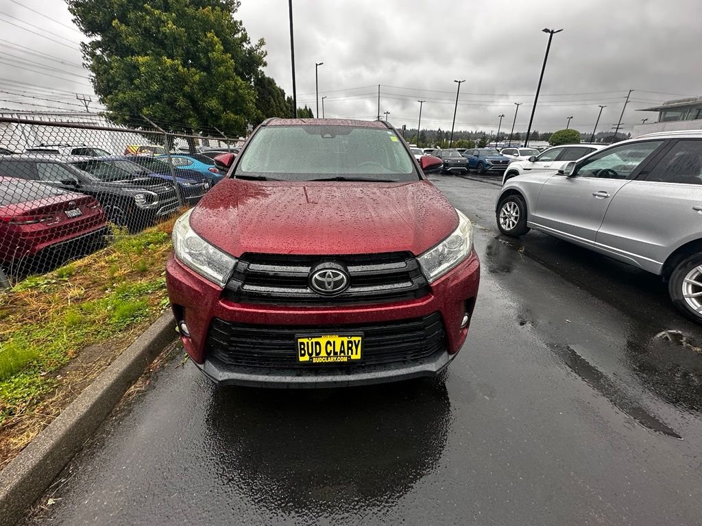 Used 2018 Red Toyota SE image 2