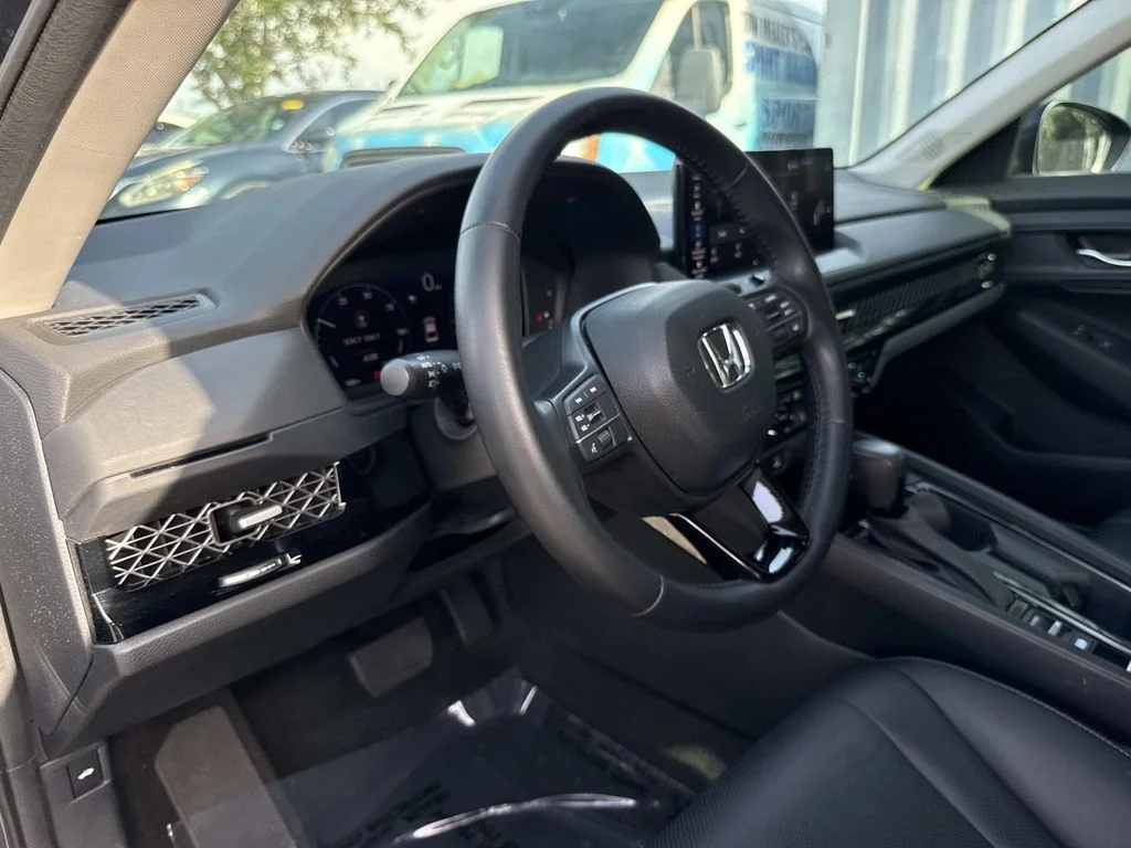 Used 2023 Gray Honda EX-L image 24