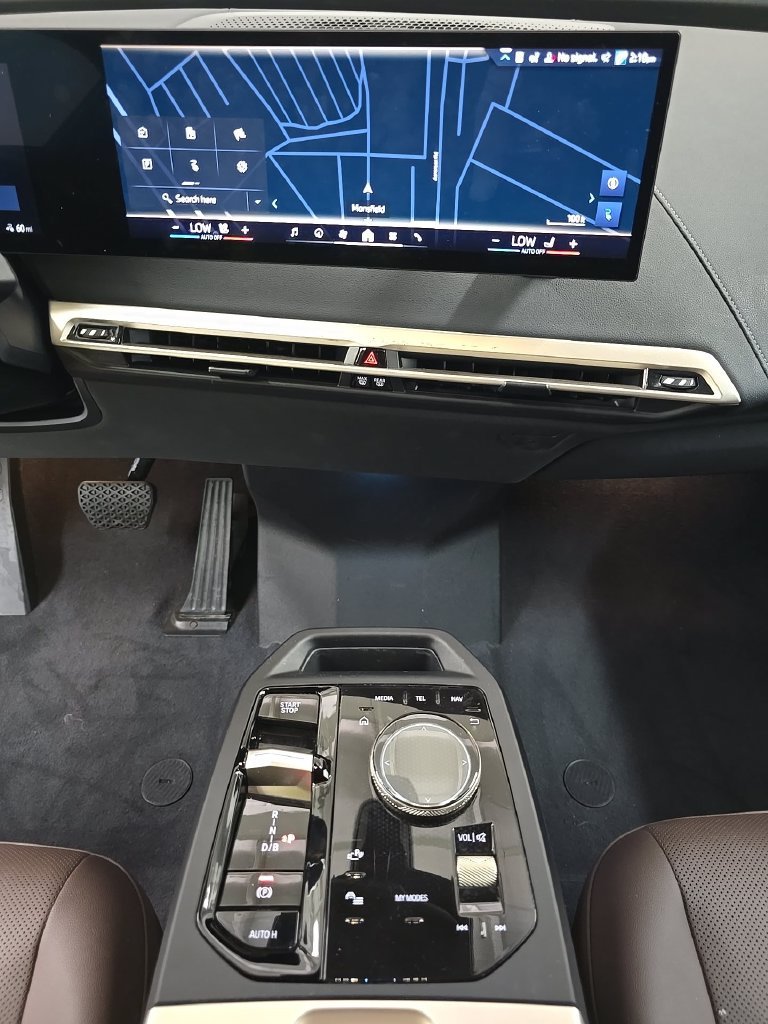Used 2024 Gray Metallic BMW xDrive50 image 6