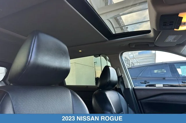 Used 2023 Gray Nissan SV image 19