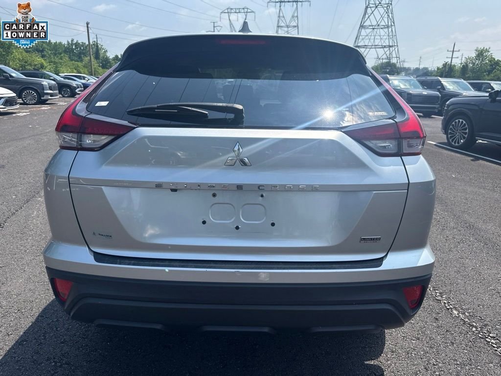 Used 2022 Silver Mitsubishi LE image 8
